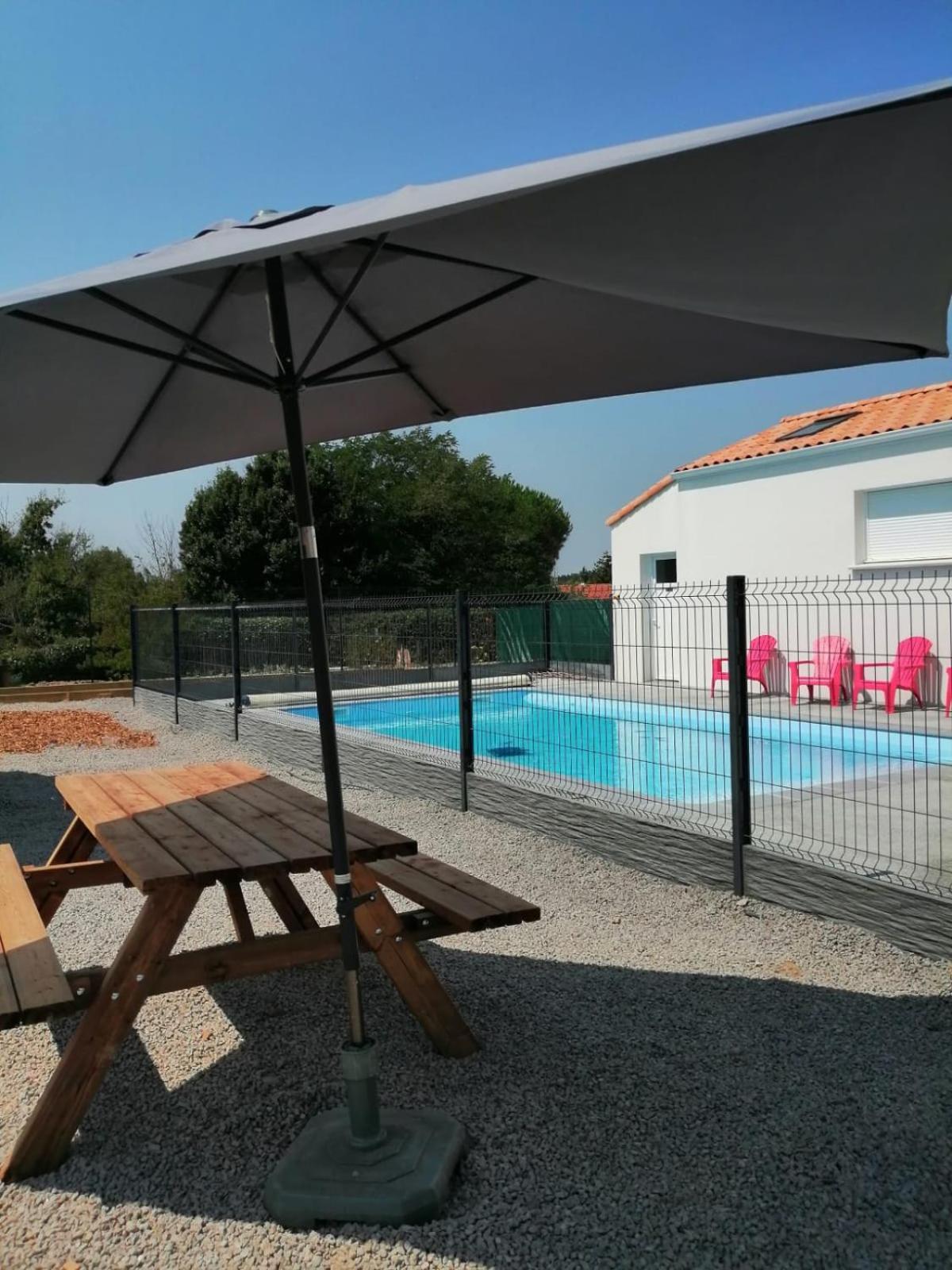 Vairé Au Logis Des Muriers מראה חיצוני תמונה
